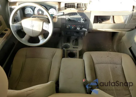 2010 Dodge Dakota Sxt z USA, uszkodzony, nr VIN 1D7CW3BP4AS131791